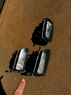 Toyota Conquest Tazz Head Lights.