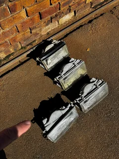 Toyota Corolla AE 82 Head Light.