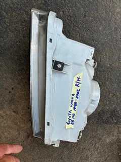 Toyota Corolla EE110 Head Light.