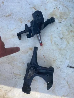 Chevrolet C spindles Hubs Left & Right.