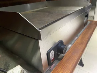 Griller Anvil grill FTA 2600 griddle half ribbed 600 mm.