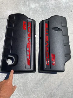 Chev LS2 Engine covers fuel rail covers.