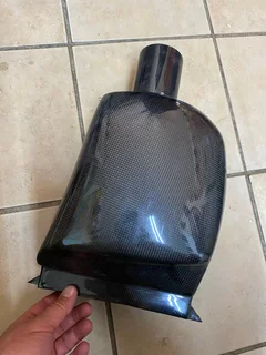 APR Style carbon fiber.