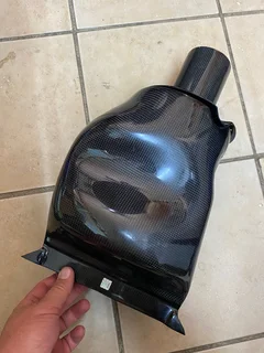 APR Style carbon fiber.