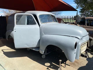 Chev GMC Panel Van 1948 for Restoration Body.