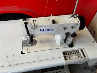 Sewing Mechanic Industrial Zig Zag.