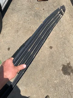 Audi 100 200 C3 front bumper lower grill.