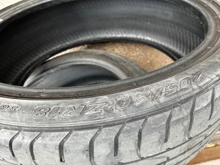 Tyres 205 40 18 Pirelli P zero.