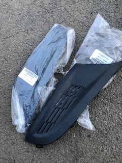 VW Polo 2010 Bumper Grills.