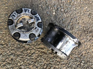 Free wheel hubs lock hub.