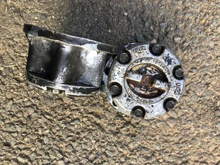 Free wheel hubs lock hub.