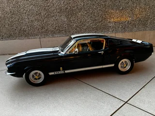 Ford Mustang Shelby GT500 Scale 1:8