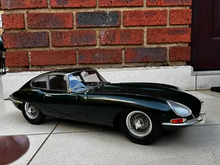 Jaguar E-Type 1.8 Scale Model
