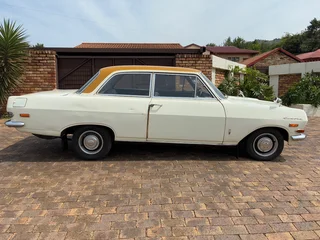 Opel Record 1700 L Coupe.