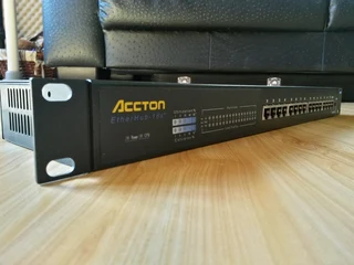 Network Ethernet Hubs / Switchs