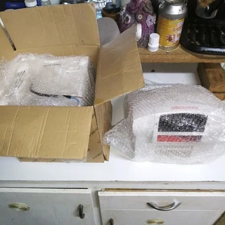 GARAGE /STORAGE FINDS.. 2X BRAND NEW AUTOMATIC WALL MOUNTED TOILET HAND DRYERS  FOR SALE IN KLEINMON