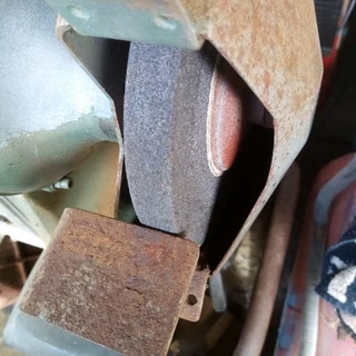 GARAGE/STORAGE FINDS..LAWSONS GMF 6 INDUSTRIAL BENCH GRINDER FOR SALE IN KLEINMOND.