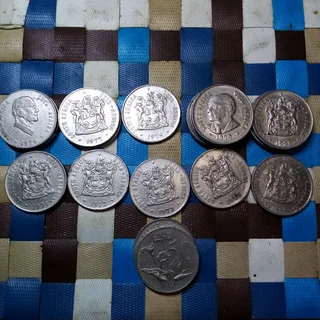 GARARGE/STORAGE FINDS.. R1 AND 50c COINS FOR SALE IN KLEINMOND.