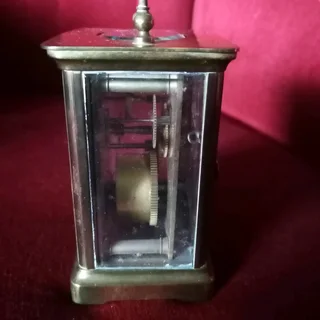 GARAGE/STORAGE FINDS.. VICTORIAN FRENCH CARRIAGE CLOCK WORKING FOR SALE IN KLEINMOND.