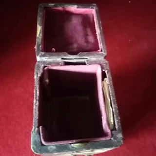 GARAGE/STORAGE FINDS.. VICTORIAN FRENCH CARRIAGE CLOCK WORKING FOR SALE IN KLEINMOND.