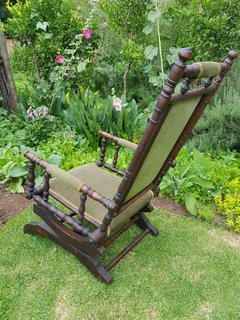 Colonial Rocking Chair~ Circa 1900