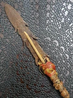 Relic Bushmen Arrowhead.