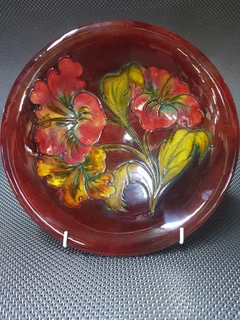 Flambe "hibiscus" Bowlwalter Moorcroft