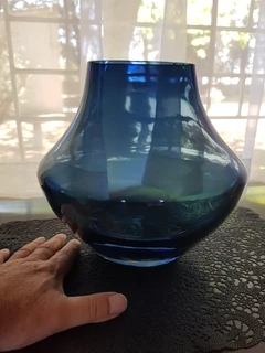 Absolutely Stunning ~ Heavy Steel Blue Vase.