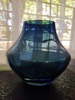 Absolutely Stunning ~ Heavy Steel Blue Vase.