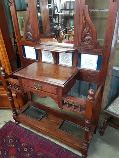 Grand Old Hallstand  ~™ Circa 1900.