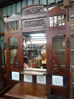Grand Old Hallstand  ~™ Circa 1900.