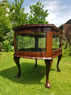 Imbuia Vitrine ~ Circa 1960&#39;s