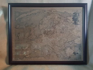 (x7) MAPS OF THE WORLD PRINTED IN FRAME&#39;S.