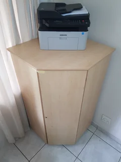 Foldable Corner Computer Desk &#43; Chair – Space-Saving Compactor Unit!