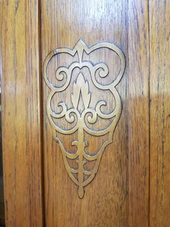 Very Attractive Oak Bookcase ~ Circa 1920.