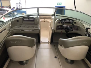 Sea Ray 220 select