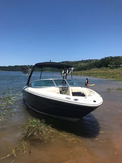 Sea Ray 220 select