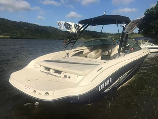 Sea Ray 220 select