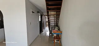 Spacious Duplex in Briardale with drive in access