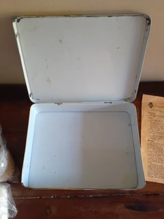 Vintage AA First Aid Tin