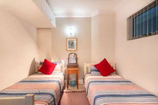 Spacious ground floor 3 bedroom apartment - Plettenberg Bay Central