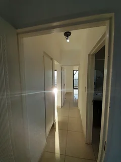 2 bedroom corner unit in the Famous Lakeridge Estate - lockup and goPrivate sale directly by owner