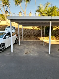 2 bedroom corner unit in the Famous Lakeridge Estate - lockup and goPrivate sale directly by owner