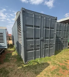 New 1000 kva Perkins generators x 2