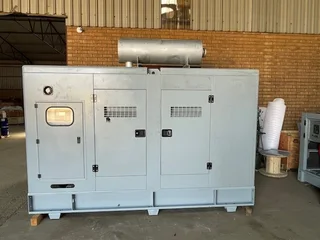 200 kva Cummins generator