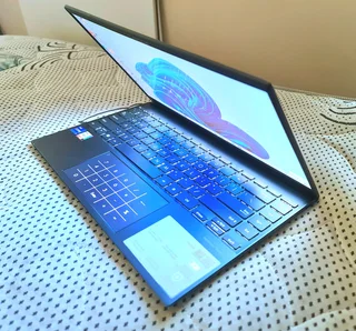 Asus zenbook ✅️i7 11gen ✅️16ram  ➡️demo95%