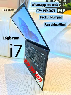 Asus zenbook ✅️i7 11gen ✅️16ram  ➡️demo95%