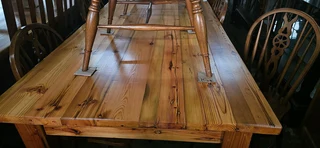 Oregon Pine 6-seater Turned-leg Table &#43; 6 x Oak Windsor Chairs