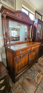 Oak Art Nouveau Chiffonier