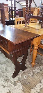 Panga-panga 2-drawer Server